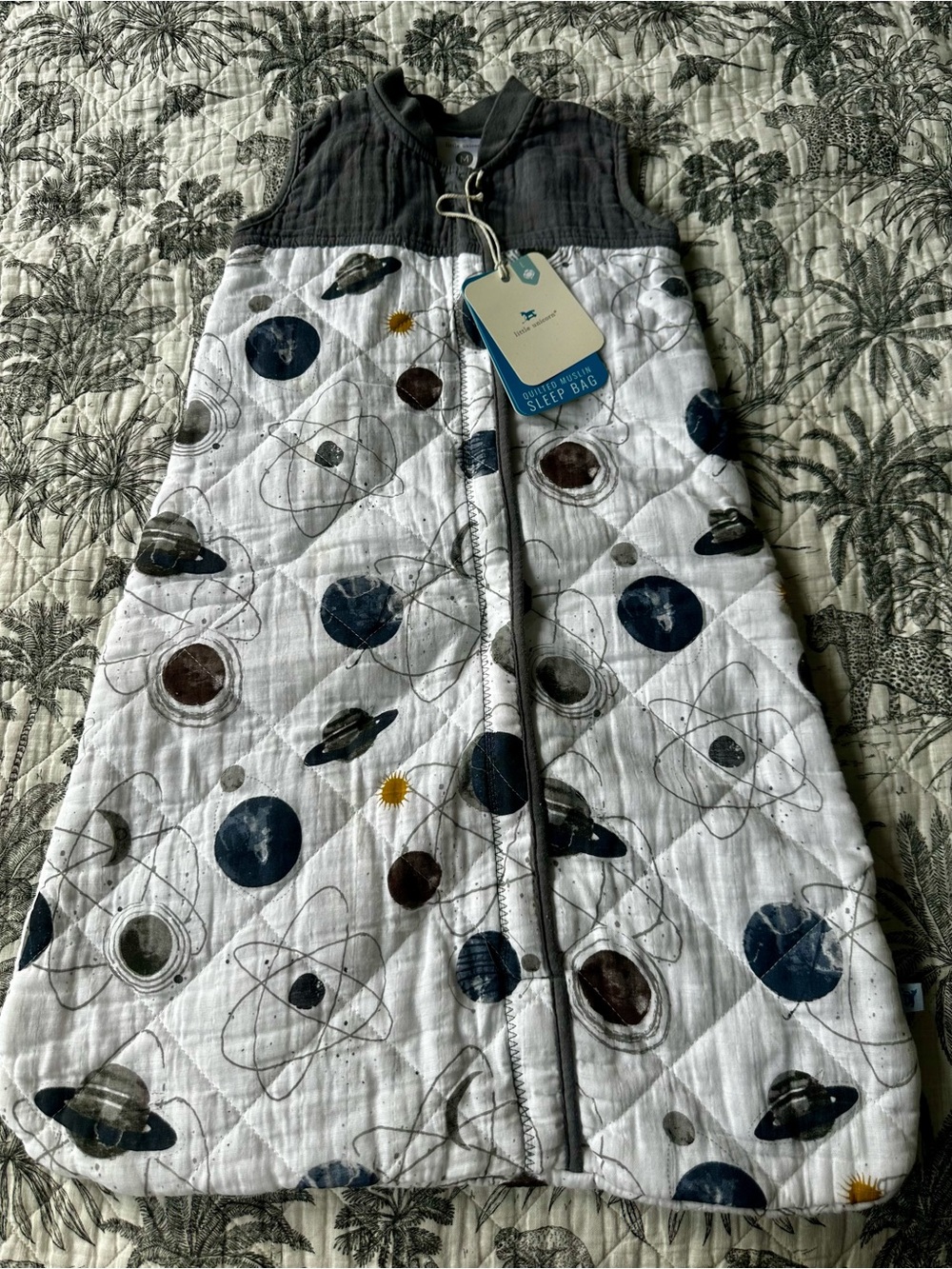 Little Unicorn Cotton Muslin Quilted Sleep Bag M - Navy & White Planetary